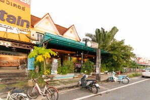 บริเวณภายนอก