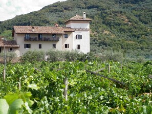 Front of property - Residence La Colombera (Riva del Garda)