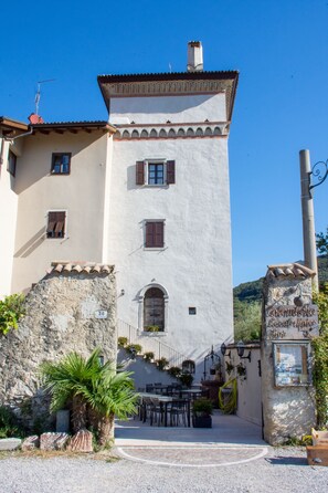 Front of property - Residence La Colombera (Riva del Garda)