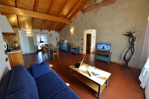 Apartment, 2 Schlafzimmer | Wohnzimmer