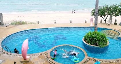 Talkoo Beach Resort Khanom