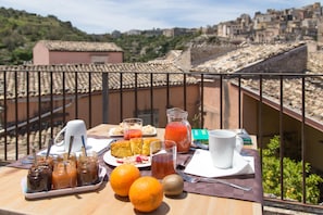 Exterior - Giardino di Pietra (Ragusa)