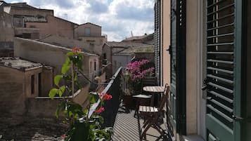 Superior-Doppelzimmer, Terrasse, Stadtblick | Ausblick vom Zimmer