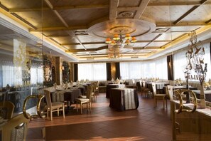 Petit déjeuner buffet compris tous les jours