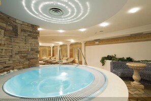 Bain à remous intérieur