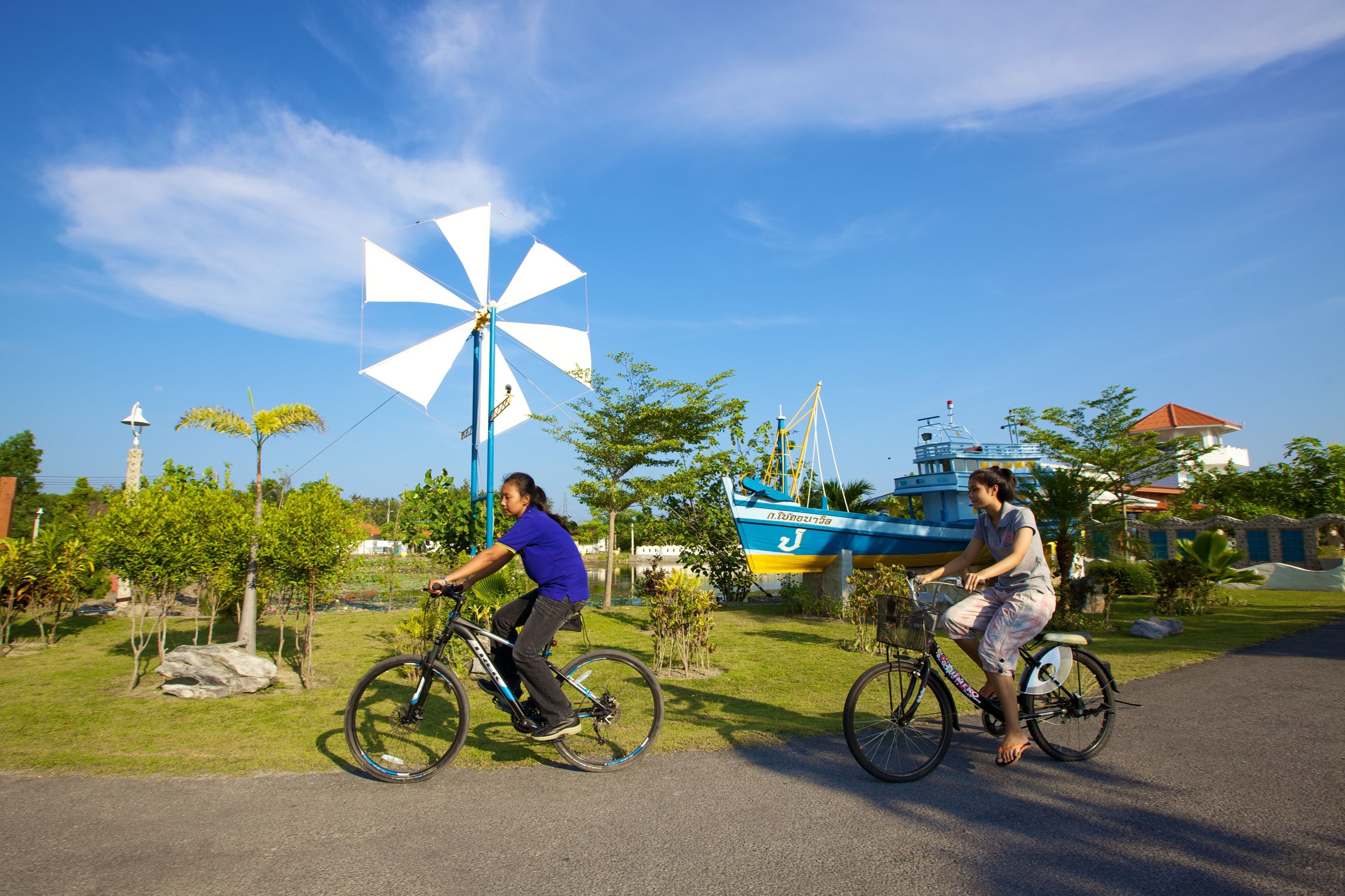 Đạp xe