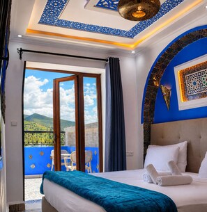 Double Room, Mountain View | Premium bedding, minibar, in-room safe, free cribs/infant beds