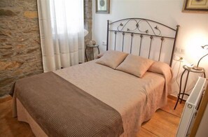 Doppel- oder Zweibettzimmer | Verdunkelungsvorhänge, schallisolierte Zimmer, Bügeleisen/Bügelbrett