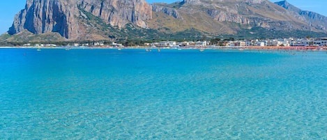 Una spiaggia nelle vicinanze, navetta gratuita per la spiaggia