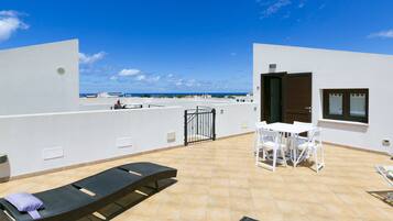 Sundeck
