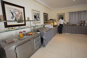 Desayuno continental todos los días (con cargo)