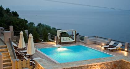 Apelon Tiritas Villas