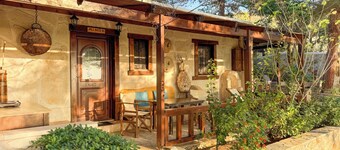 Stella's Traditional Inn
