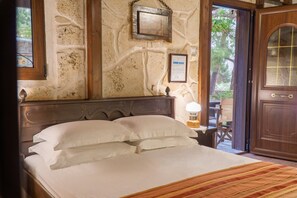 Studio, Sea View | Individually decorated, individually furnished, iron/ironing board - Stella's Traditional Inn (Sitia)
