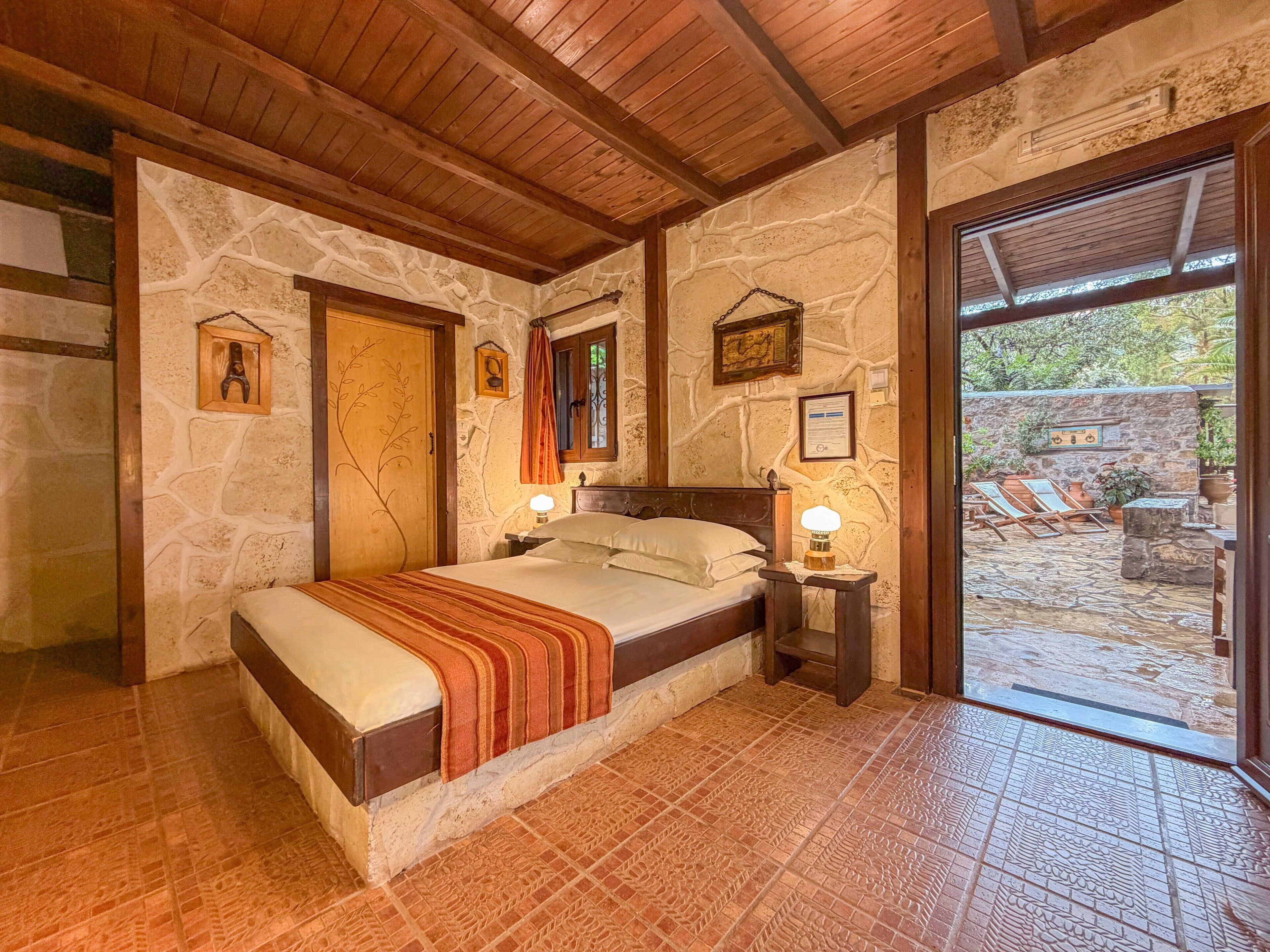 Studio, Sea View | Individually decorated, individually furnished, iron/ironing board