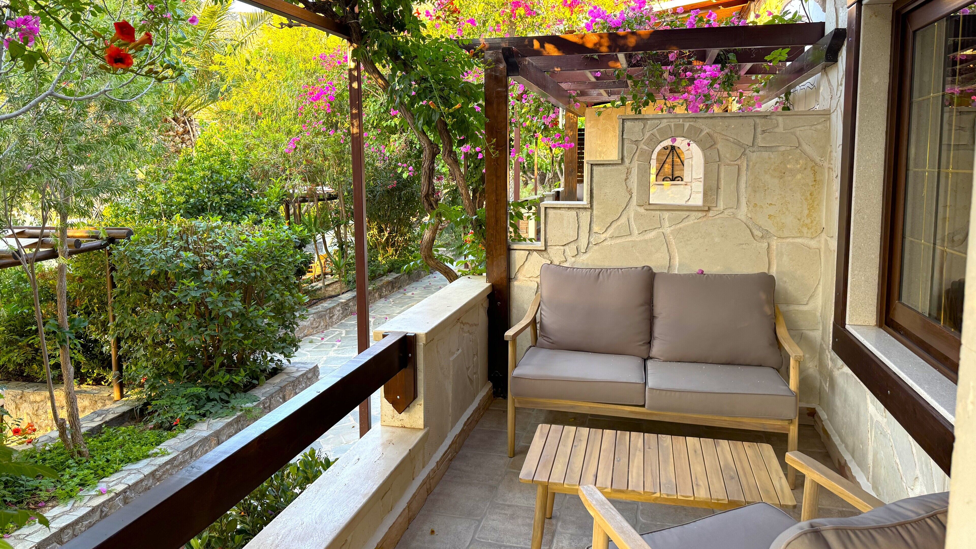 junior suite | terrace/patio