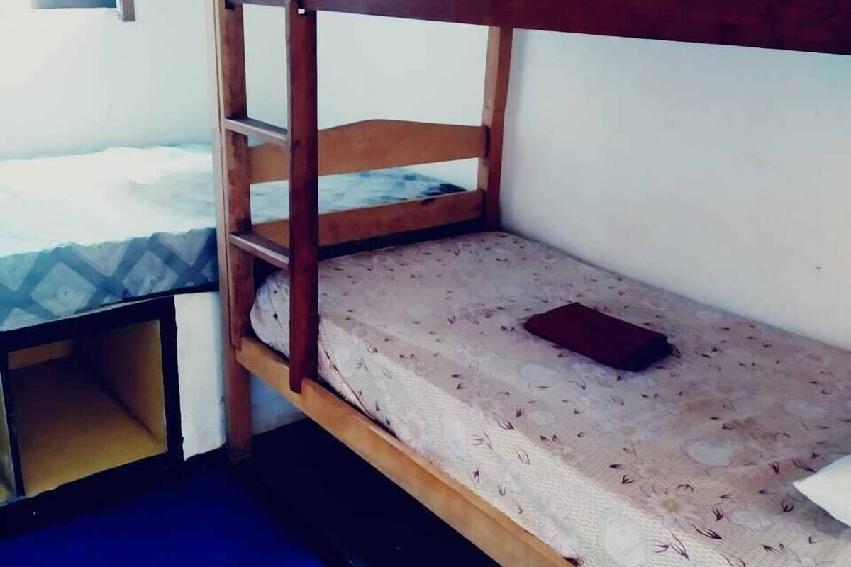 Familien-Vierbettzimmer | Zimmersafe, individuell dekoriert, individuell eingerichtet