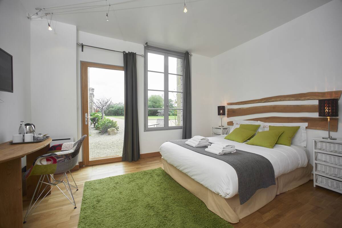 superior double room | view from room