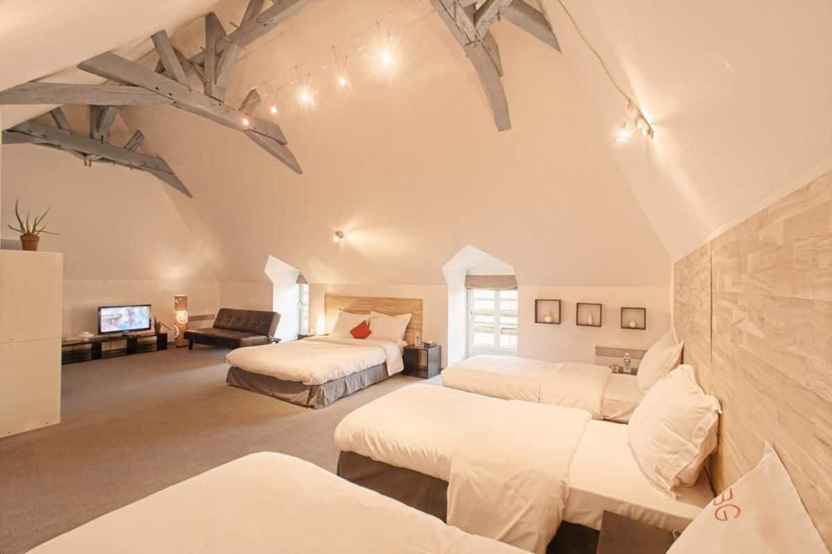 family room | in-room safe, desk, iron/ironing board, free wifi