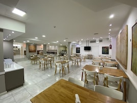 Desayuno buffet incluido todos los días 