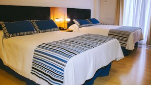 Premium bedding, in-room safe, free WiFi, bed sheets