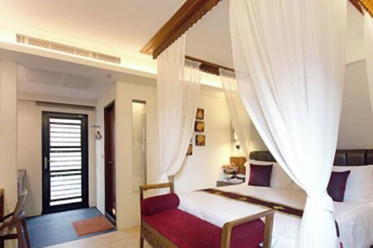 Bàn, truy cập Internet không dây miễn phí