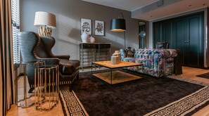 Suite | Premium bedding, minibar, in-room safe, desk - Clarion Hotel Aviapolis (Vantaa)