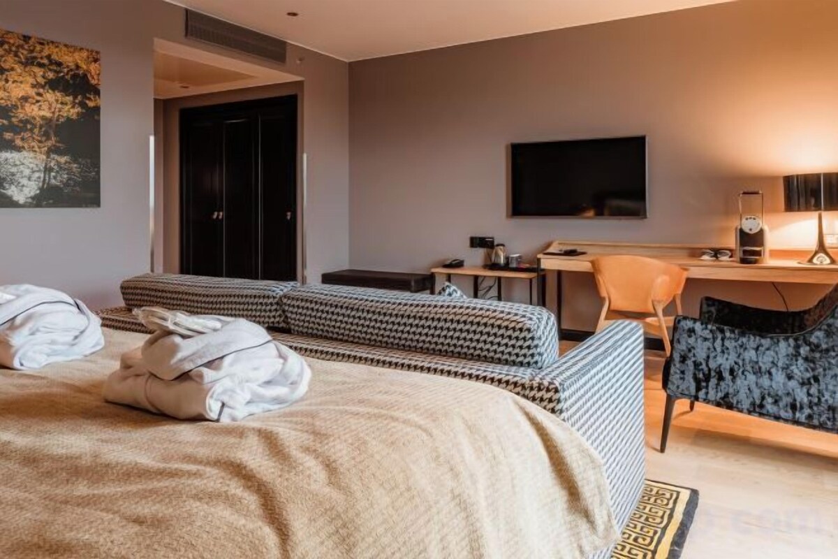 Ropa de cama de alta calidad y minibar