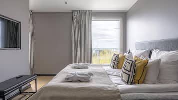 Suite | Hochwertige Bettwaren, Minibar, Zimmersafe, Schreibtisch