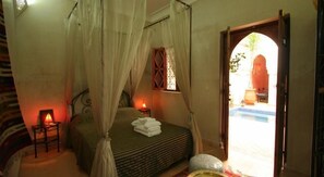 Standard Double Room, Ground Floor (Touareg) | Individually decorated, free WiFi, bed sheets - Riad Morgane (Marrakech)