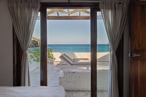 Penthouse Two Bedroom Ocean View | In-room safe, desk, bed sheets - Playa Canek Beachfront Eco Hotel (Tulum)