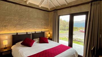 Suite familiar, 2 habitaciones, balcón, vista al jardín | 1 habitación, insonorización y ropa de cama