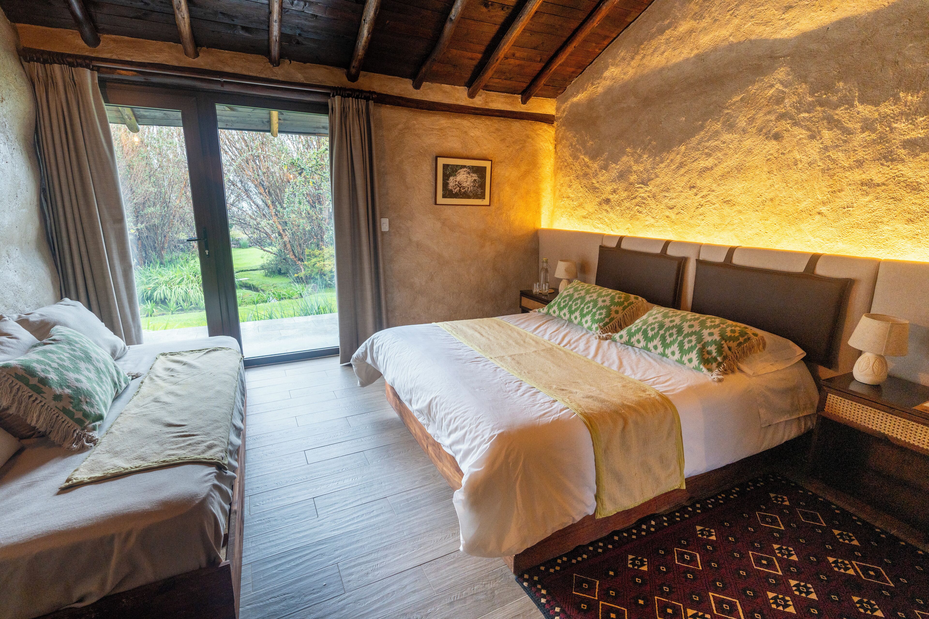 Superior-Zimmer, Balkon, Gartenblick | Schallisolierte Zimmer, Bettwäsche