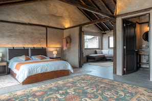 Deluxe-Doppelzimmer, 1 Schlafzimmer, Bergblick, zum Garten hin | Individuell dekoriert, individuell eingerichtet, schallisolierte Zimmer