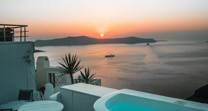 Trieris Villa & Suites