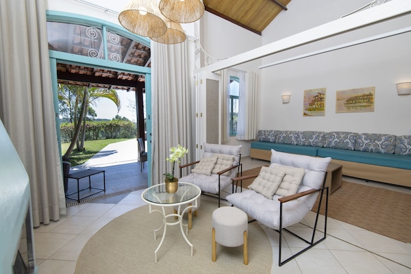 Premium Loft | Living area | 32-inch LCD TV with cable channels, TV, Netflix