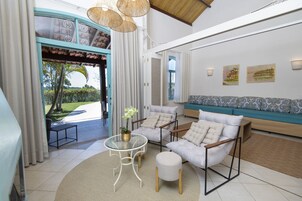 Premium Loft | Living area | 32-inch LCD TV with cable channels, TV, Netflix