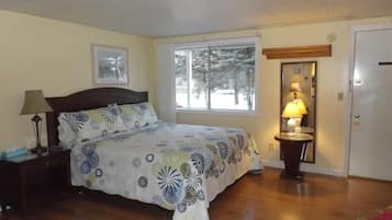 Iron/ironing board, rollaway beds, free WiFi, bed sheets