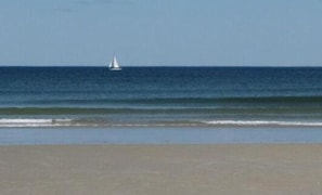 Beach nearby - Footbridge North Hotel (Wells)