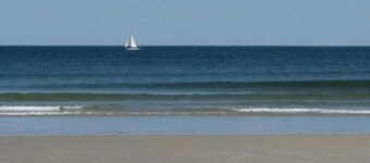 Footbridge North Hotel