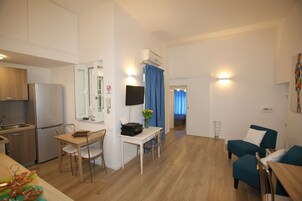 Desayuno completo incluido todos los días 