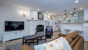 Apartment, 1 Bedroom, Patio, Garden Area