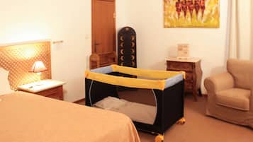 Desk, free WiFi, bed sheets