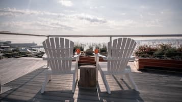 Sundeck