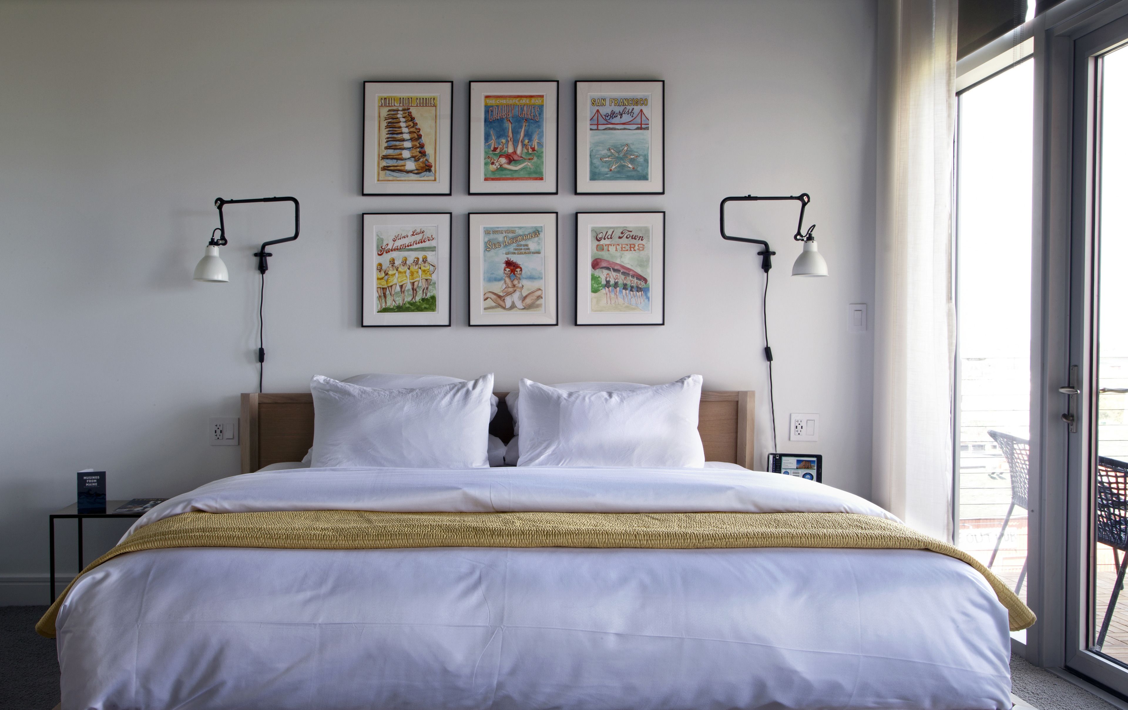 Balcony Queen | Egyptian cotton sheets, premium bedding, pillowtop beds, desk