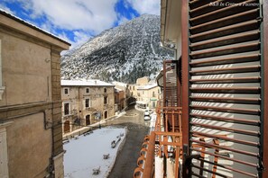 Balcony view - B&B In Centro a Pacentro (Pacentro)