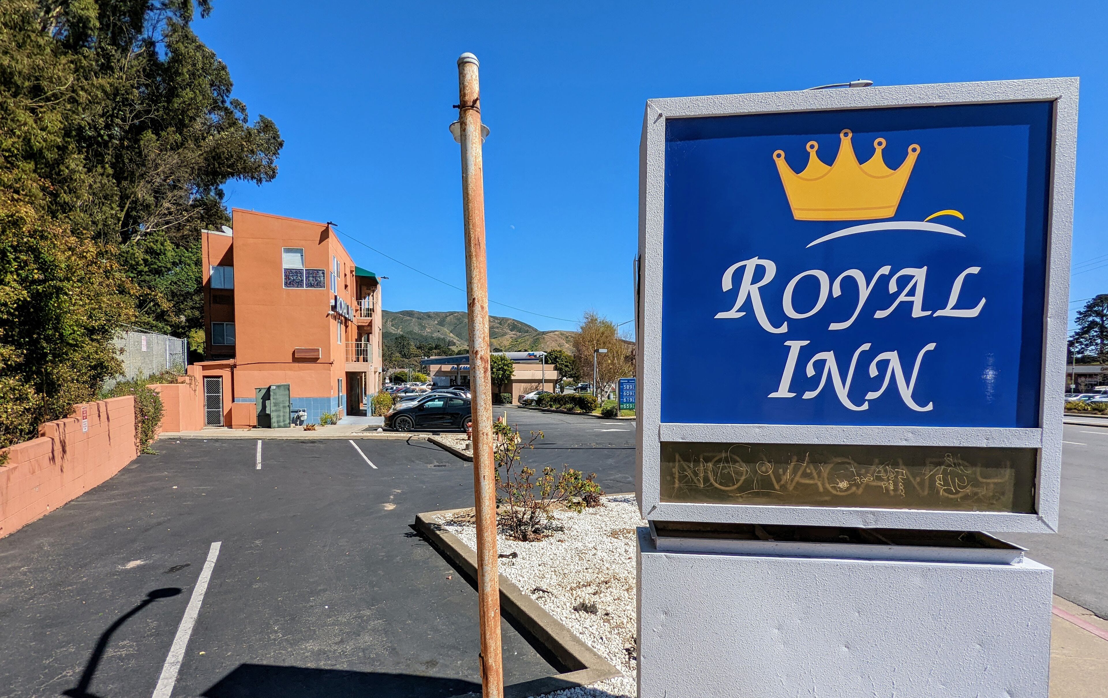 Photo - Royal Inn