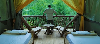 La Tigra Rainforest Lodge