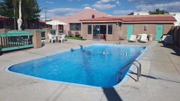 Seasonal outdoor pool