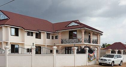 Moonlite Hotel Sunyani Airport